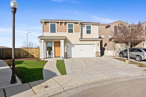 3384 Amanecer Ave, Clovis, CA 93619 photo 1