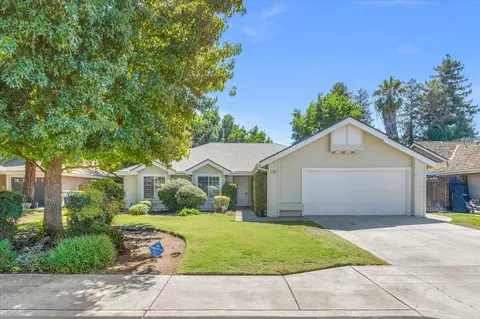 743 N Karen Ave, Clovis, CA 93611 photo 1