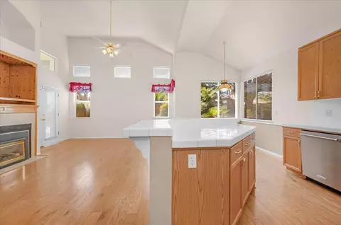 2344 Sierra Madre Ave, Clovis, CA 93611 photo 13