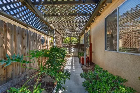 2344 Sierra Madre Ave, Clovis, CA 93611 photo 45