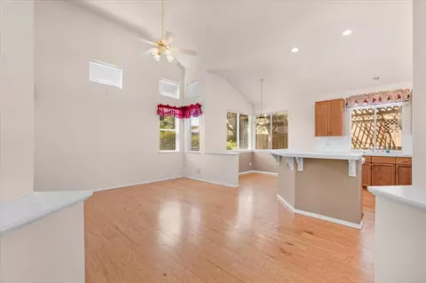 2344 Sierra Madre Ave, Clovis, CA 93611 photo 5