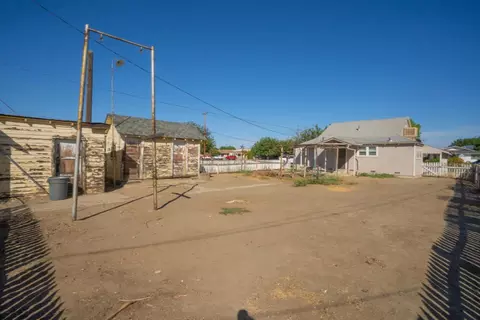 183 E Hawthorne St, Coalinga, CA 93210 photo 18