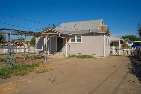 183 E Hawthorne St, Coalinga, CA 93210 photo 31