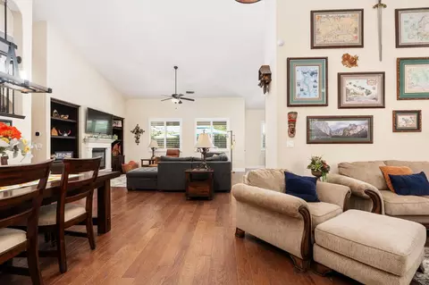 3236 Ashcroft Ave, Clovis, CA 93619 photo 9