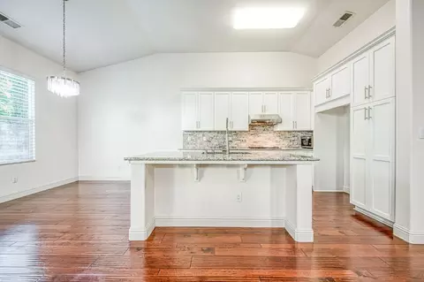 1047 Loyola Ave, Clovis, CA 93619 photo 13