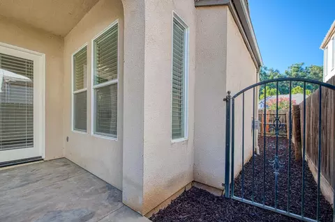 1047 Loyola Ave, Clovis, CA 93619 photo 36