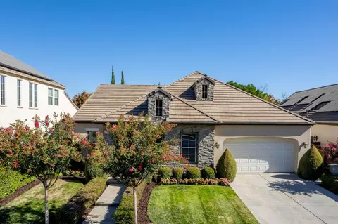 1047 Loyola Ave, Clovis, CA 93619 photo 52