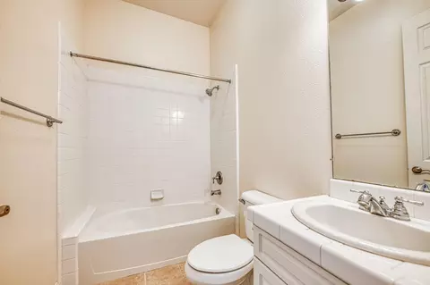 1047 Loyola Ave, Clovis, CA 93619 photo 33
