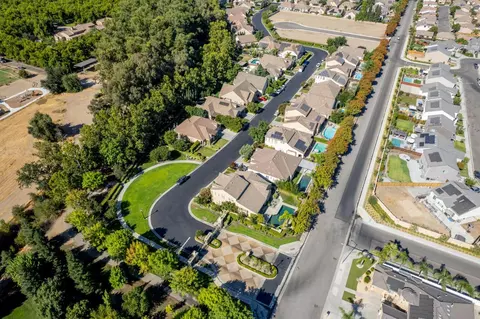 1047 Loyola Ave, Clovis, CA 93619 photo 49
