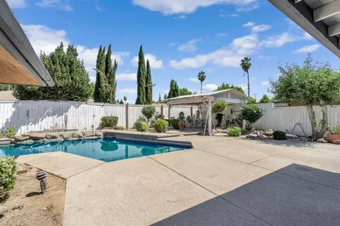 105 Mainberry Dr, Madera, CA 93637 photo 30