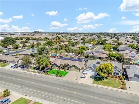 1454 Cedar Ln, Lemoore, CA 93245 photo 10