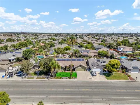 1454 Cedar Ln, Lemoore, CA 93245 photo 11