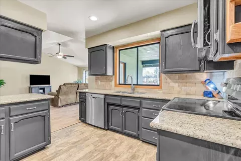 1454 Cedar Ln, Lemoore, CA 93245 photo 31