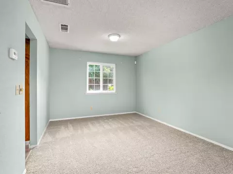 135 Villa Ave, Clovis, CA 93612 photo 12
