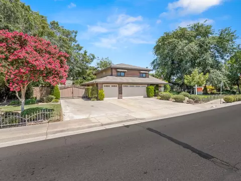 135 Villa Ave, Clovis, CA 93612 photo 4