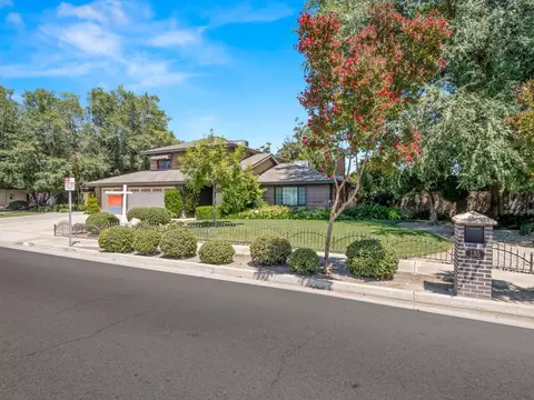 135 Villa Ave, Clovis, CA 93612 photo 2