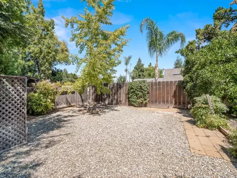 135 Villa Ave, Clovis, CA 93612 photo 54