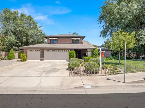135 Villa Ave, Clovis, CA 93612 photo 1