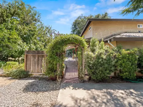 135 Villa Ave, Clovis, CA 93612 photo 56