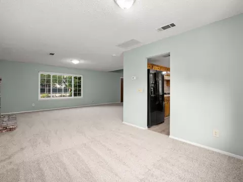 135 Villa Ave, Clovis, CA 93612 photo 13