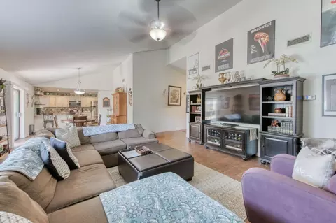 237 Fairbanks Ave, Sanger, CA 93657 photo 8
