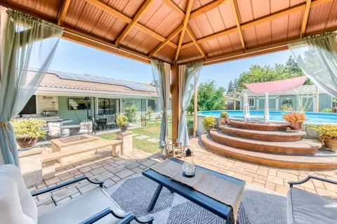 237 Fairbanks Ave, Sanger, CA 93657 photo 29