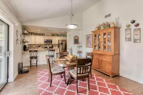 237 Fairbanks Ave, Sanger, CA 93657 photo 9