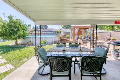 237 Fairbanks Ave, Sanger, CA 93657 photo 26