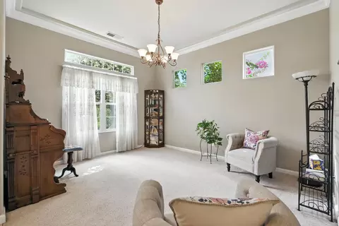 2552 Blackwood Ave, Clovis, CA 93619 photo 5