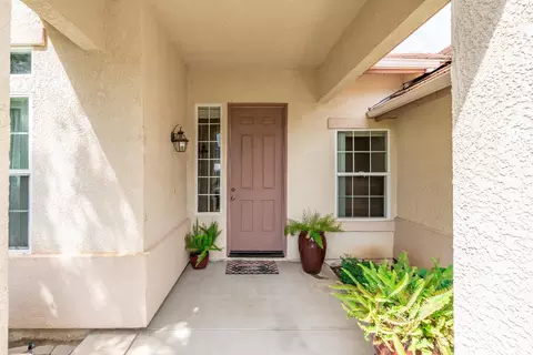 2552 Blackwood Ave, Clovis, CA 93619 photo 4