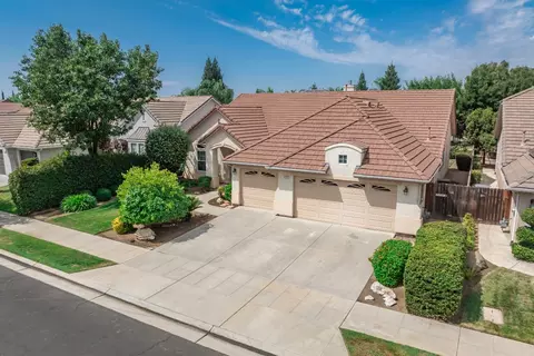 2552 Blackwood Ave, Clovis, CA 93619 photo 3