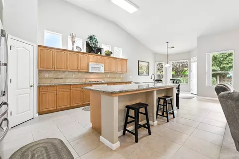 2552 Blackwood Ave, Clovis, CA 93619 photo 13
