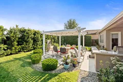 2237 Donner Ave, Clovis, CA 93611 photo 23