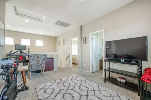 12 W Tivoli Ln, Clovis, CA 93619 photo 10