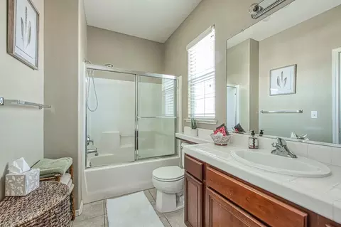 12 W Tivoli Ln, Clovis, CA 93619 photo 11