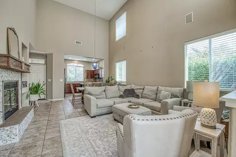 12 W Tivoli Ln, Clovis, CA 93619 photo 7