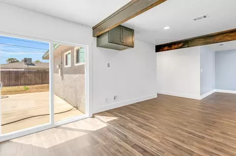 872 W Fairmont Ave, Clovis, CA 93612 photo 17