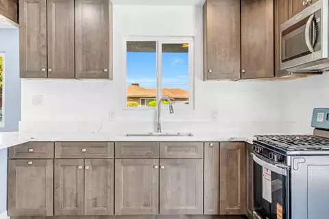 872 W Fairmont Ave, Clovis, CA 93612 photo 14