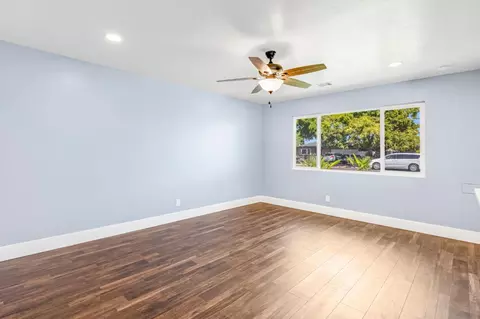 872 W Fairmont Ave, Clovis, CA 93612 photo 9