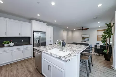4313 Horizon Dr, Madera, CA 93636 photo 12