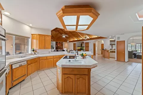 7357 E Dennett Ave, Fresno, CA 93737 photo 7