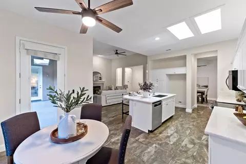 4648 N Windward Way, Clovis, CA 93619 photo 7