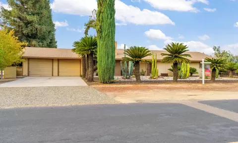 36295 Kensington Dr, Madera, CA 93636 photo 4