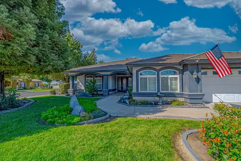 1416 Larrete Ave, Madera, CA 93637 photo 7