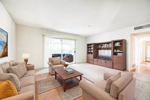 572 W Pico Ave, Clovis, CA 93612 photo 13