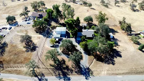 22266 Frontier Rd, Clovis, CA 93619 photo 3