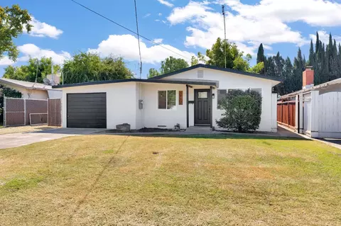 1812 W 5th St, Madera, CA 93637 photo 2