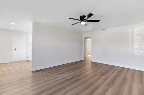 1812 W 5th St, Madera, CA 93637 photo 6