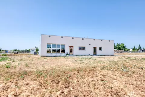 5189 E Copper Ave, Clovis, CA 93619 photo 2