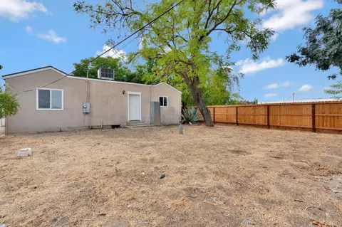 1419 E Yosemite Ave, Madera, CA 93638 photo 22